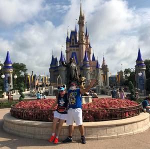 Meet your Posher, Alex-maria